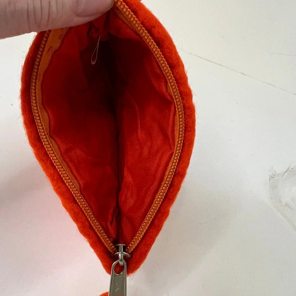 Joggles Wool Felt Clutch Purse - Medium Poppy‎ NWT 4 x 6
